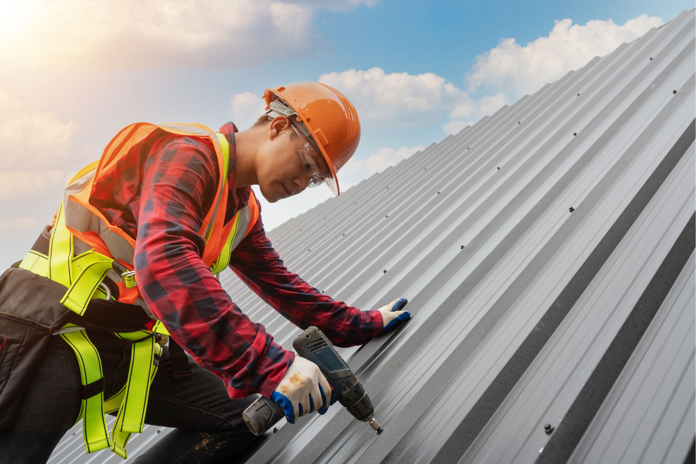 The Ultimate Roofing Contractor Checklist: Hiring the Right Professional