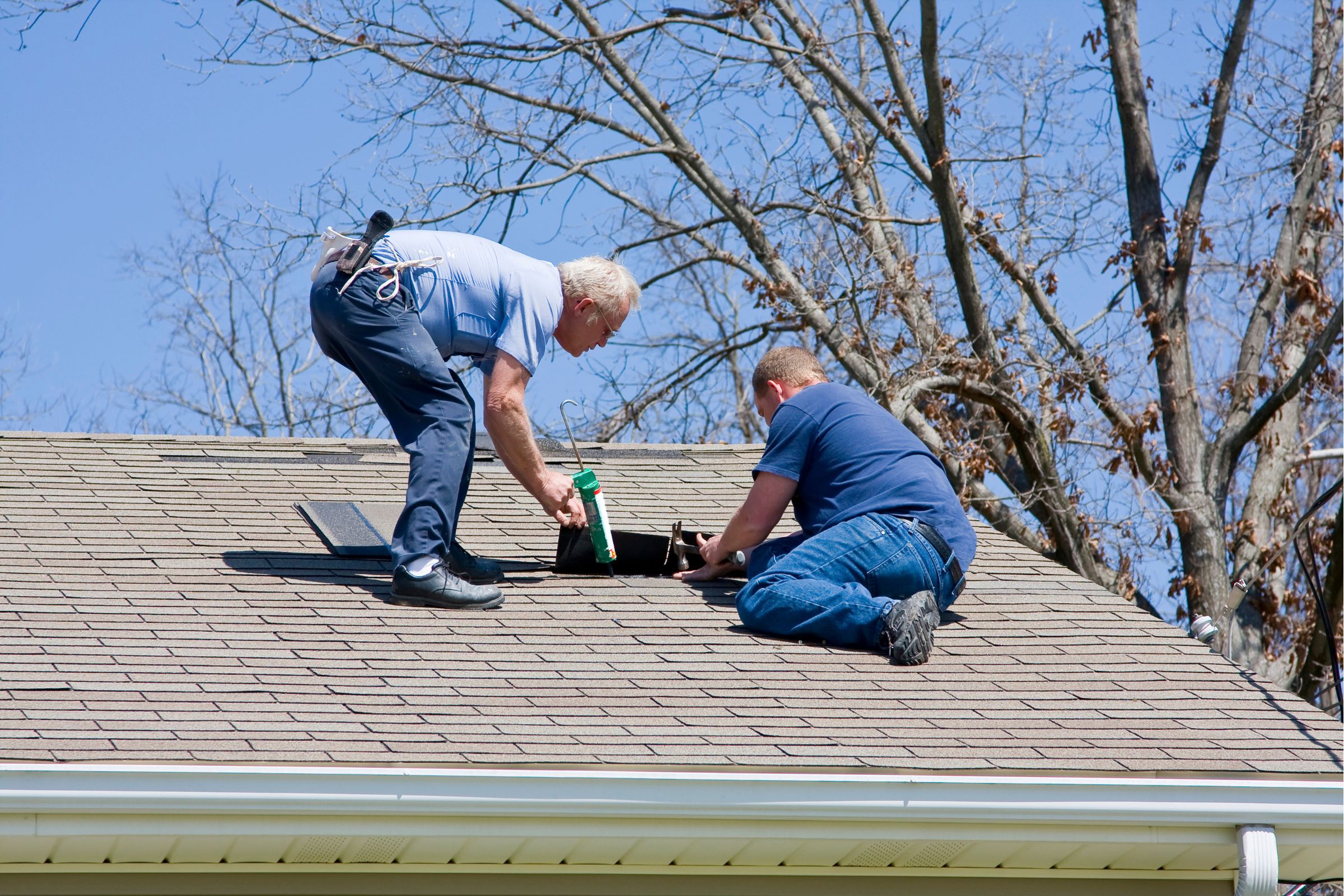 Common Roofing Issues and How Contractors Can Solve Them